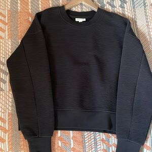 Black cropped Frank and Oak sweater